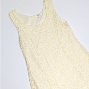 Umgee Cream Lace Sleeveless  Medium
